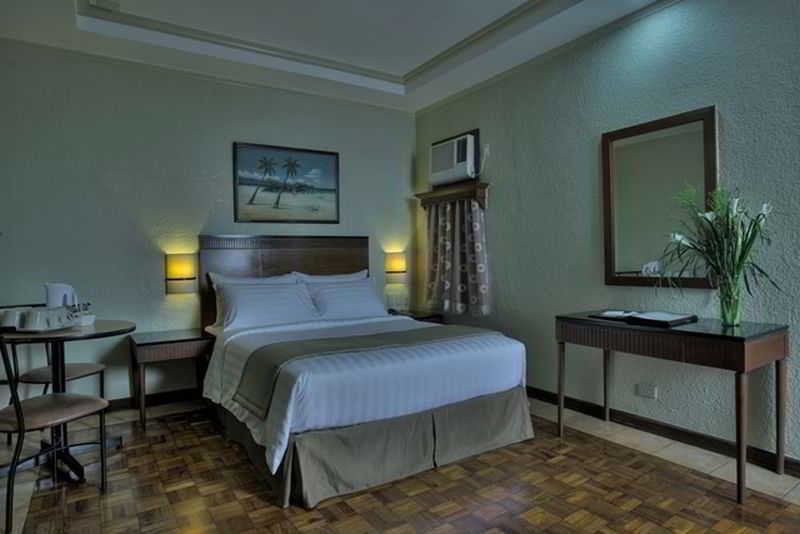 Fersal Hotel - P. Tuazon Cubao Quezon City Zewnętrze zdjęcie